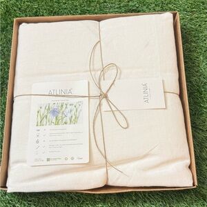 Cream Atlinia  Kitchen Linen tablecloth